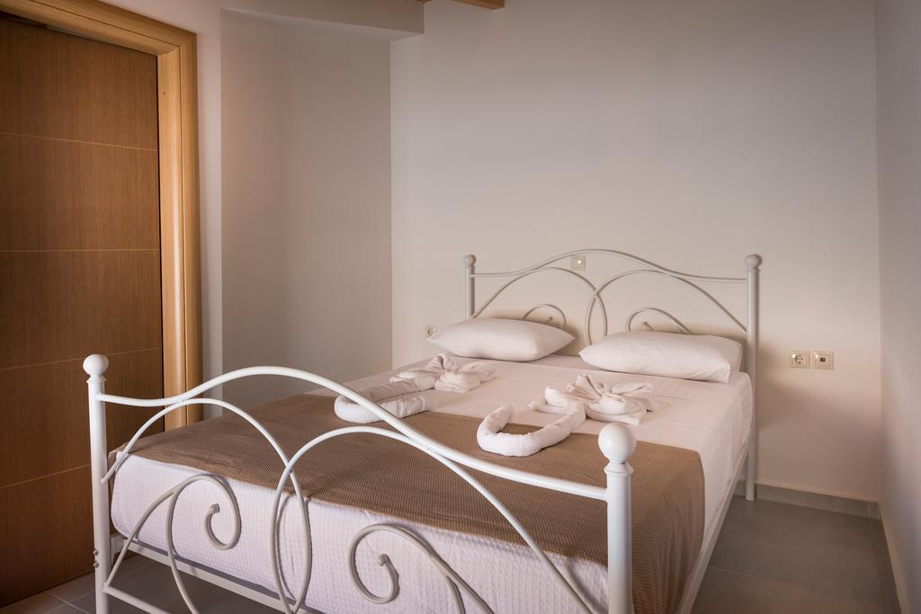 Athina Apartments Near The Sea Platania Platanés Extérieur photo